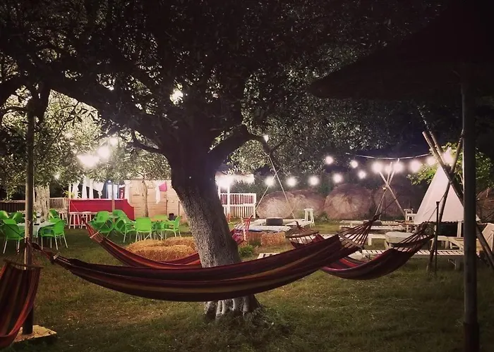 Waveside Kemping Borsh